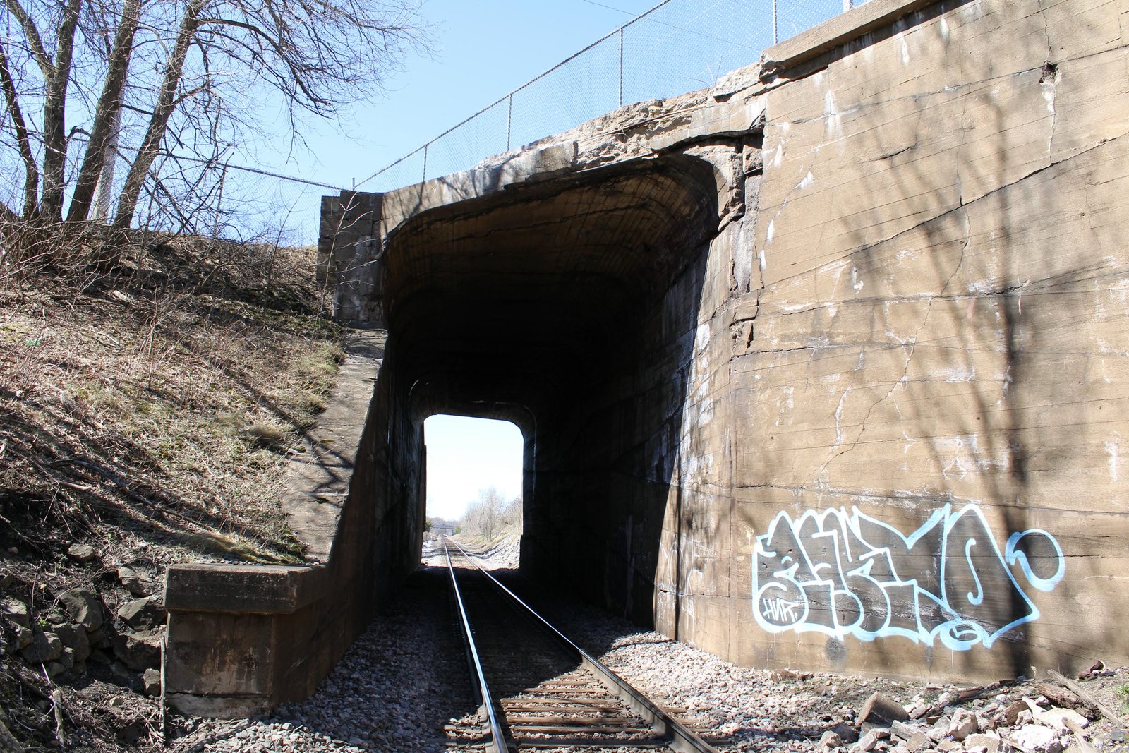 Overview, east portal